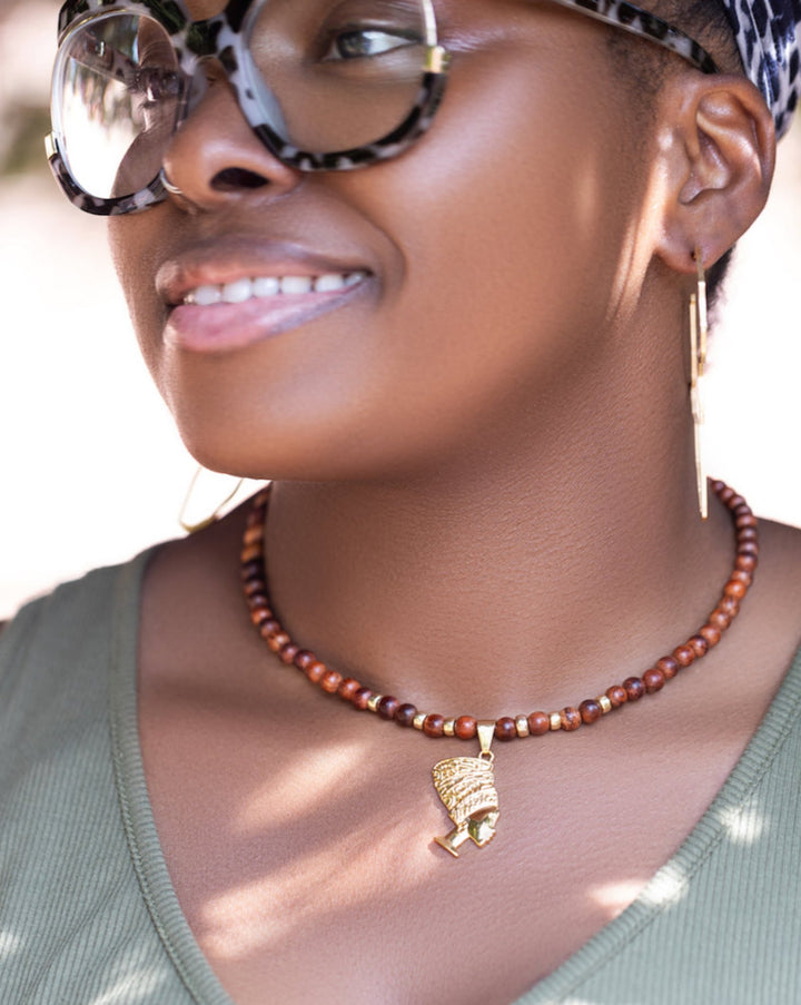 'My Crown' Necklace | Gold Pendant Necklace