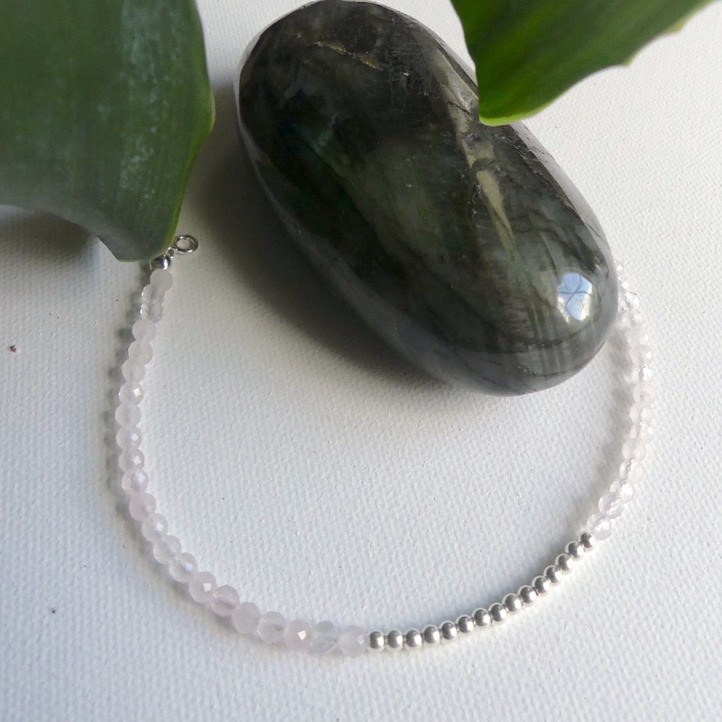 rose quartz gemstone anklet